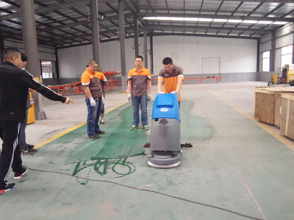 重工機械加工制造廠用洗地機